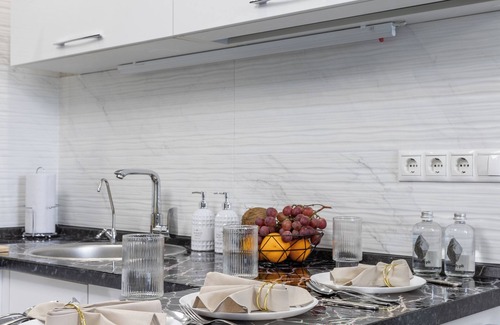 Pervomaysky District Apartment | Modern apartments near Dana Mall