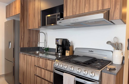 Guadalajara Apartment | Modern Apt in Americana - Close to Centro and Expo
