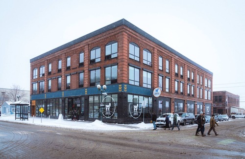 Duluth Apartment | Modern Apt w/Gym, Elevator, Coffee Shop | 207