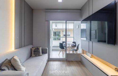 Ingleses Centro Apartment | Modern apt with pool and hot tub! RHL0305