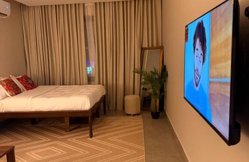 Ghirnatah Apartment | Modern Arabian charm Studio - Self check in- استديو غرفة بجلسة جانبية بطابع سعودي- تسجيل دخول ذاتي