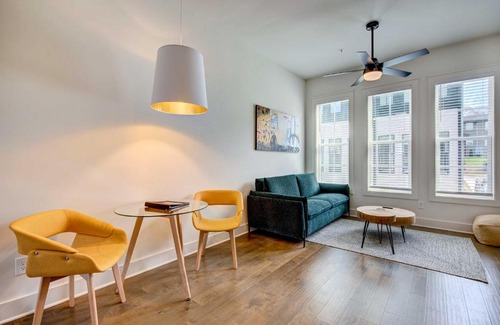 Summerhill House | Modern Atlanta Townhome Rental about 2 Mi to Downtown!