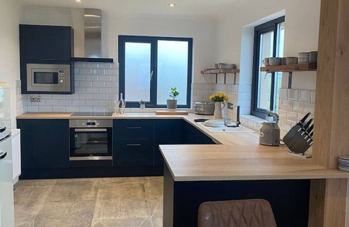 Penycwm Condo | Modern balcony property, Sea views over Newgale