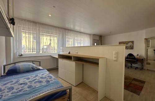 Hueckelhoven Apartment | Modern & barrier-free with garden