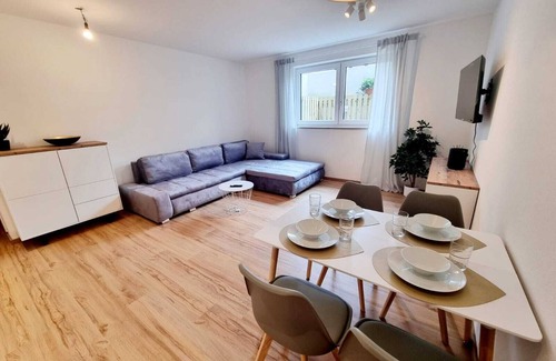 Ebersberg District Apartment | Modern basement apartment in the Munich district
