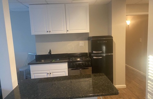 Lilburn House | Modern Basement APT min from Infinite Energy CENTER