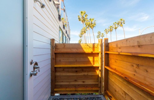 Ocean Beach House | Modern Beach Home Steps To The Sand