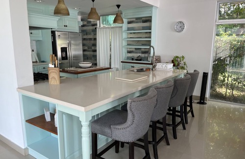 Cerro Plano House | Modern Beach House-Aslan's Country