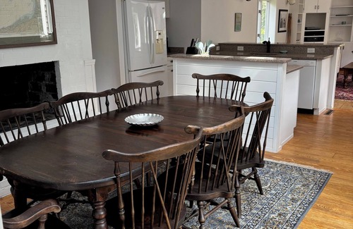 North Eastham House | Modern beach house, steps to private beach, perfect for groups!