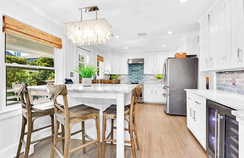 Wrightsville Beach Cottage | Modern Beachy Oasis! Upper Level, Just Steps From the Ocean!