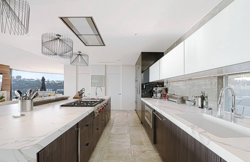 Bel Air House | Modern Bel Air Estate | 5 Bd | 7 Ba | 6,112 sqft | Pool | Views