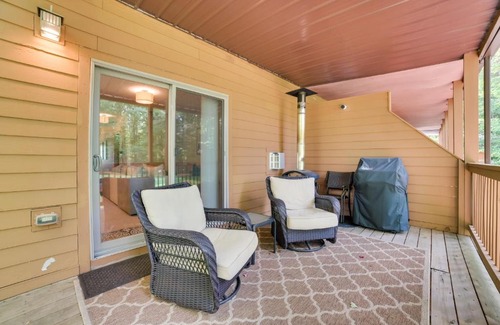 Mancelona Apartment | Modern Bellaire Condo Pool Access, Near Skiing!