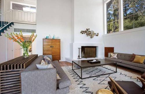 Santa Rosa House | Modern Bennett Valley Home with Privacy and Views
