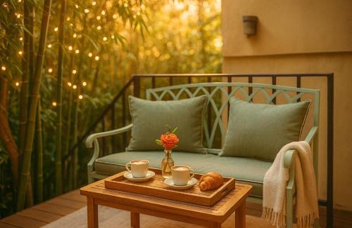 West Hollywood House | Modern Beverly Hills Homestay