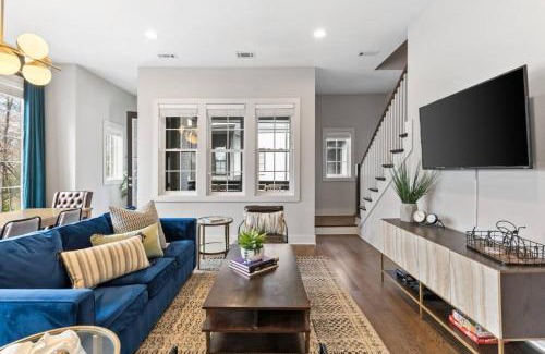 Historic Waverly House | Modern Bliss with Garage by 12 South Restaurants and 2 miles Broadway