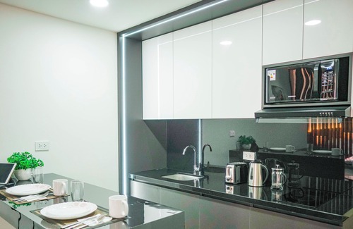 Santa Cruz Apartment | Modern Studio in delightful Santa Cruz de la Sierra with WiFi, AC