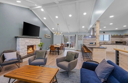 Watertown House | 󰀄 Modern Boho Dream Home 󰀄 Completely Renovated