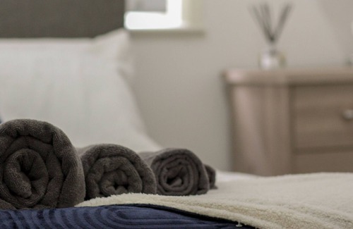 Bradford Apartment | Modern Bradford City Apartment