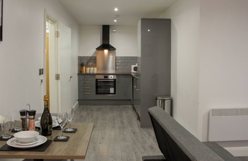 Bradford Apartment | Modern Bradford City Apartment