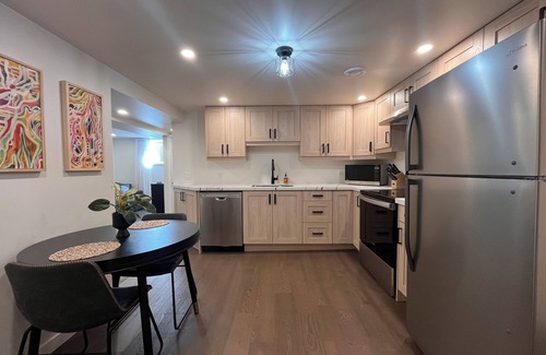 Orangeville Apartment | Modern & Bright 1-bedroom apartment - Brand New!