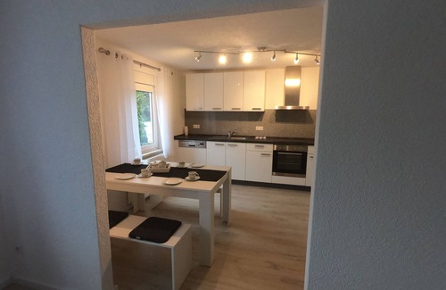 Trossingen Apartment | Modern bright 2.5 room apartment with large bathroom and kitchen in Trossingen