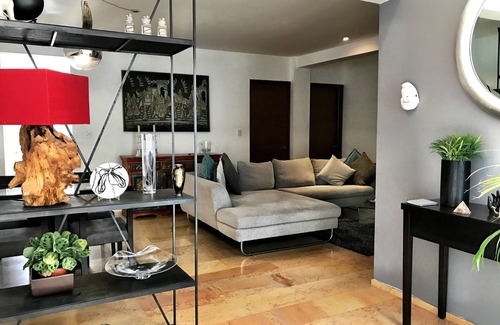 Escandon Apartment | Modern Building next to Condesa and WTC