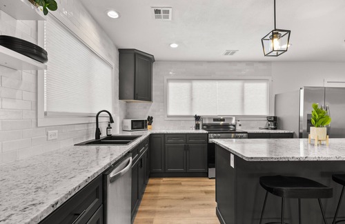 Lewiston House | Modern Bungalow. Close to St. Joseph's hospital and Lewis Clark State College