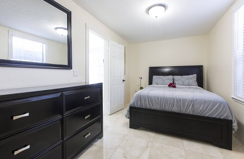 Grandview Heights House | Modern Bungalow w/ Heated Pool, Patio, Bar, and Grill! (A)