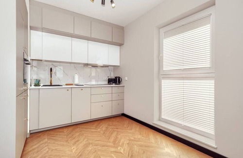 Nowy Port Apartment | Modern Business Apartments - Balcony, Parking by Rentujemy