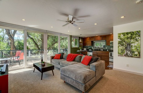 Prescott Valley Cabin | Modern cabin hidden among the trees- Unwind and relax on the porch creek-side.