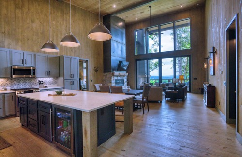 Morganton Cabin | Modern Cabin in Blue Ridge - August & Fall Availbility - Bring Your BOAT !