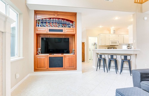 Pleasant Grove House | Modern California Escape Near Kayaking & Downtown!