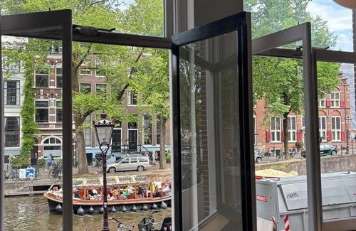 Old Town Apartment | Modern Canal house city center