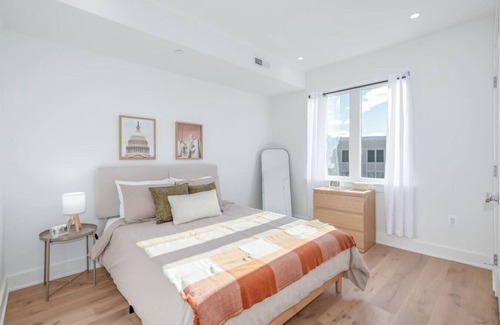 Southeast House | Modern Capitol Hill Apartment with Balcony - 3 Min Walk to Metro!