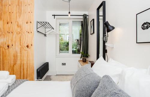 Finsbury Apartment | Modern Central 1BD Flat in Clerkenwell - sleeps 4!