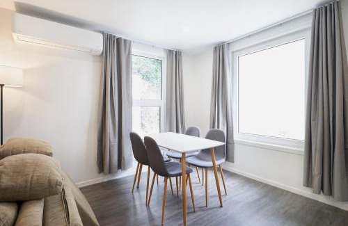 Dunedin City Centre Apartment | Modern Central Apartment, Flexible Bed Options
