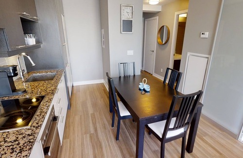 Woburn Apartment | Modern Central Studio Condo in DT Toronto