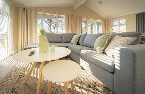 Linden Ski Chalet | Modern chalet with dishwasher, near a nature reserve