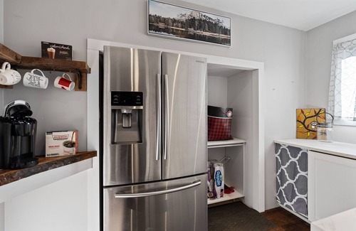 Centre Hastings House | Modern & Charming A-Frame
