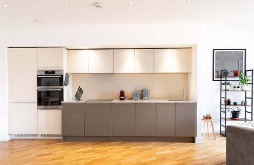 Turnham Green Apartment | Modern Chiswick Apartment