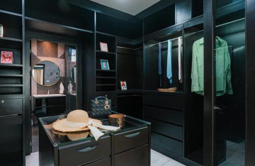 Wattana Villa | MODERN - CITY CENTER, Phrom Phong BTS, Em District, Terminal 21, MAX 14 People