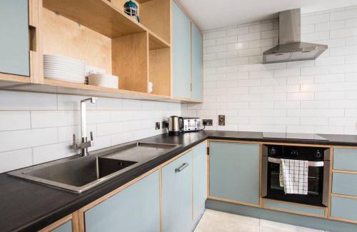 North Wall Bed & Breakfast | Modern City Centre Rooms