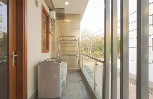 Sushant Lok Apartment | Modern city service apartment