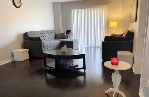 Armdale Apartment | Modern Clean 1 Bedroom Apartment with Free Parking