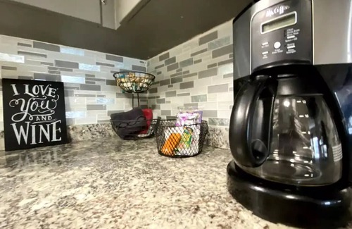 Hattiesburg House | Modern/Clean Smart Home - 3BD Centrally Located