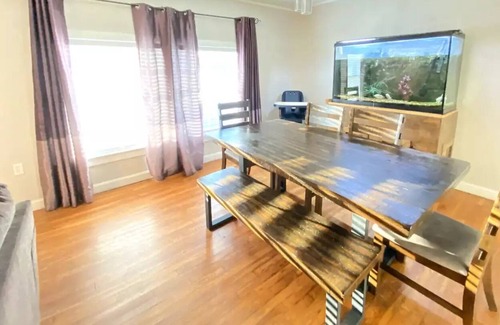 Hattiesburg House | Modern/Clean Smart Home - 3BD Centrally Located