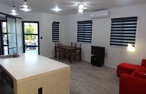 Chelem House | Modern, close to beach, convenient location
