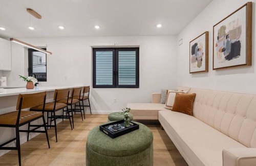 Jeffries Point Apartment | Modern Coastal City Stay | Waterfront & Airport