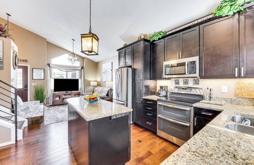 Northeast Colorado Springs House | Modern Colorado Springs House: Central Location!
