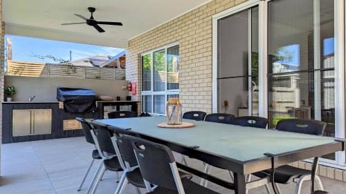 Indented Head House | Modern comfort and luxury close to the beach